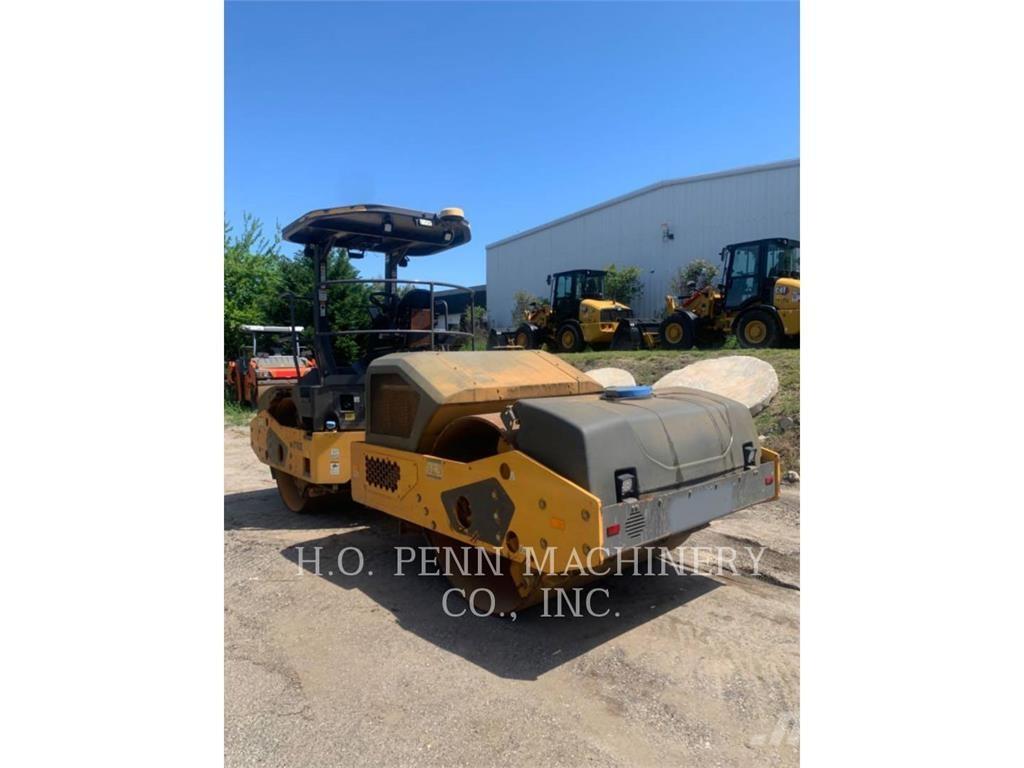 Volvo D110B Compactadoras de suelo