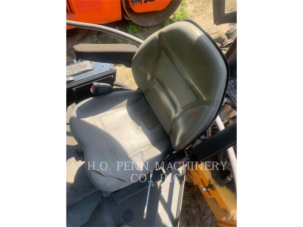 Volvo D110B Compactadoras de suelo