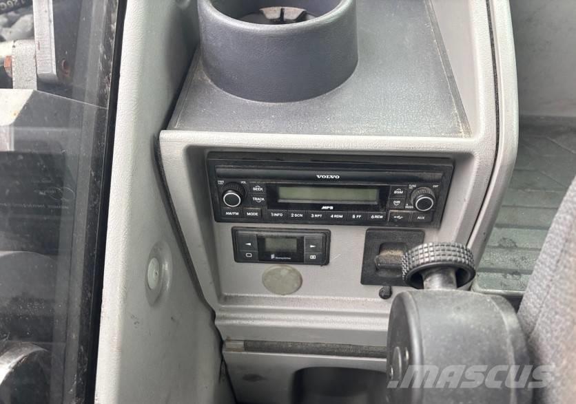 Volvo EC 300 EL Excavadoras sobre orugas