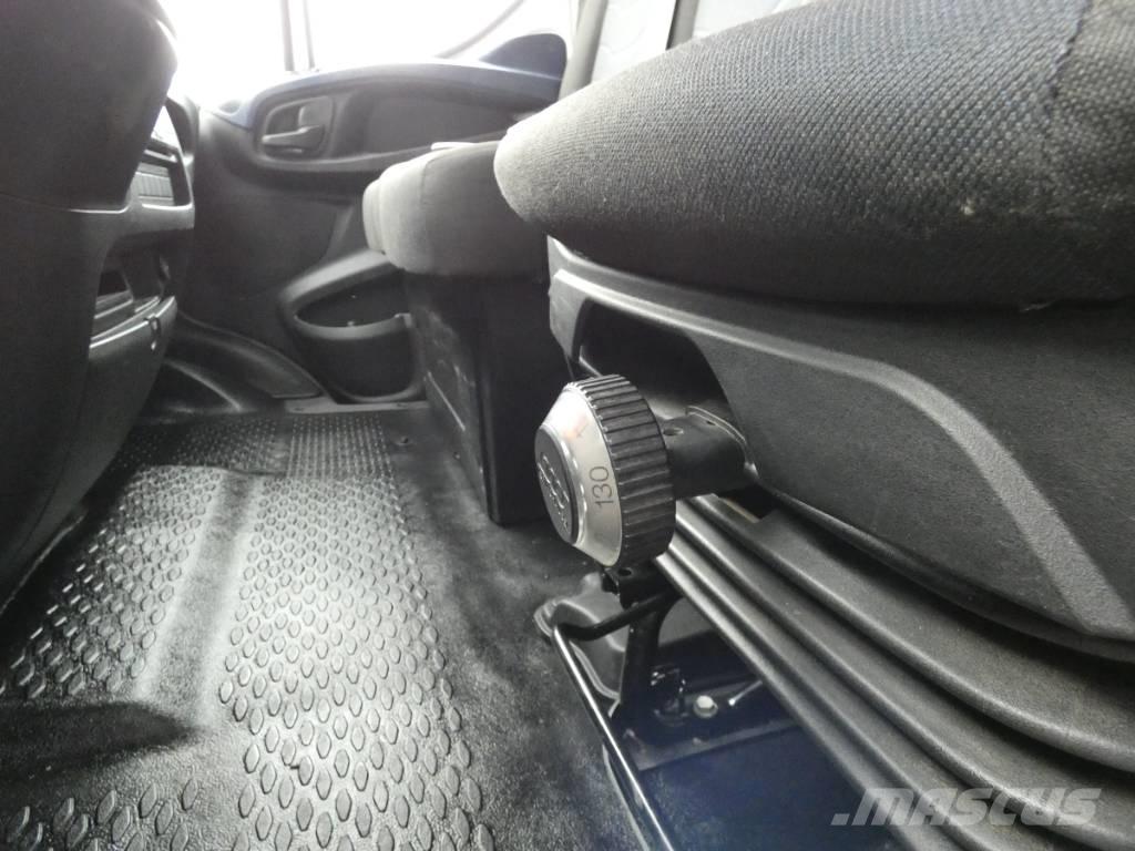 Iveco 50C 18 Camiones portavehículos