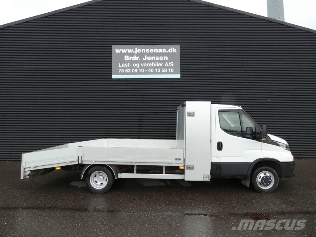 Iveco 50C 18 Camiones portavehículos