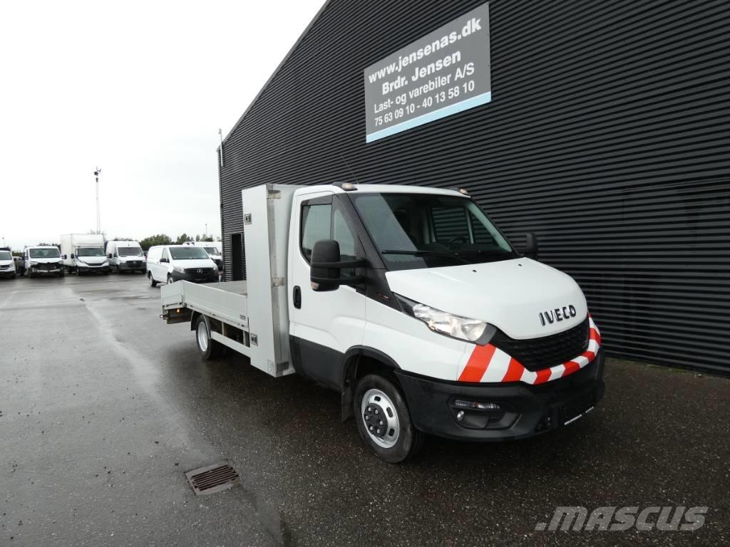 Iveco 50C 18 Camiones portavehículos