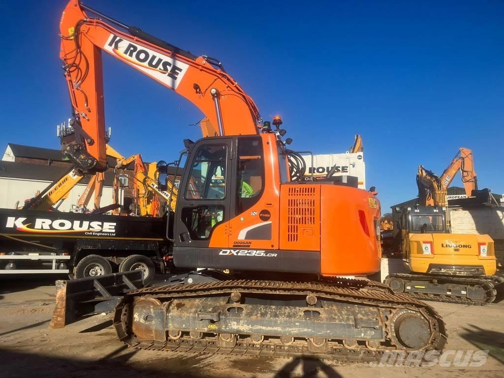 Doosan DX 235 LCR Excavadoras sobre orugas