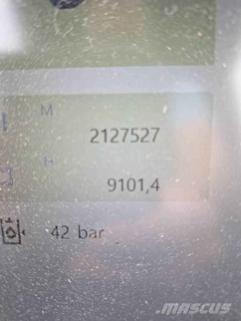 Komatsu 931 XC Cosechadoras