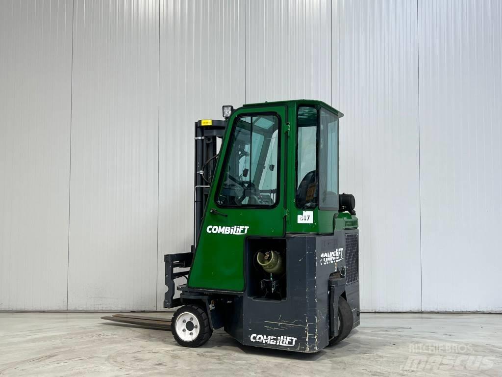 Combilift CB2500 lpg Montacargas de 4 vías