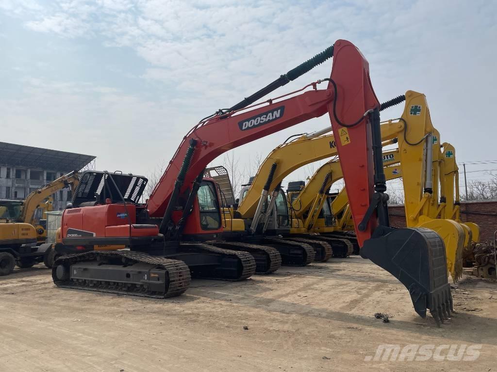 Doosan DX 300 Excavadoras sobre orugas