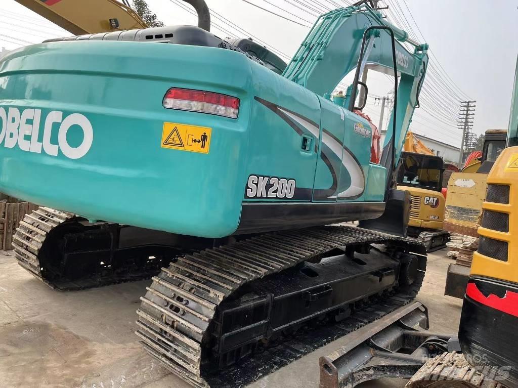 Kobelco SK 200 Excavadoras sobre orugas