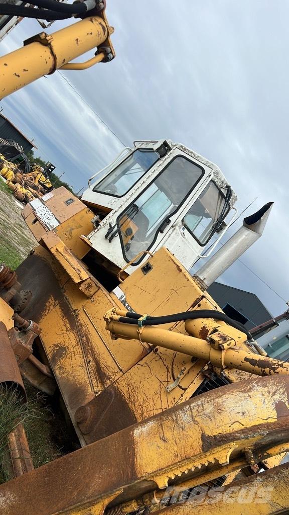 Liebherr PR 732 Plataformas y cucharones