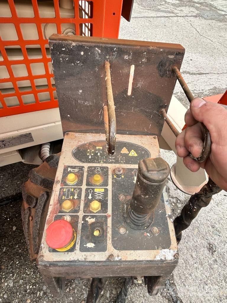 JLG 260 MRT Plataformas tijera