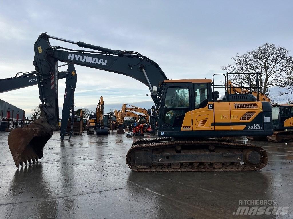 Hyundai HX220AL Excavadoras sobre orugas