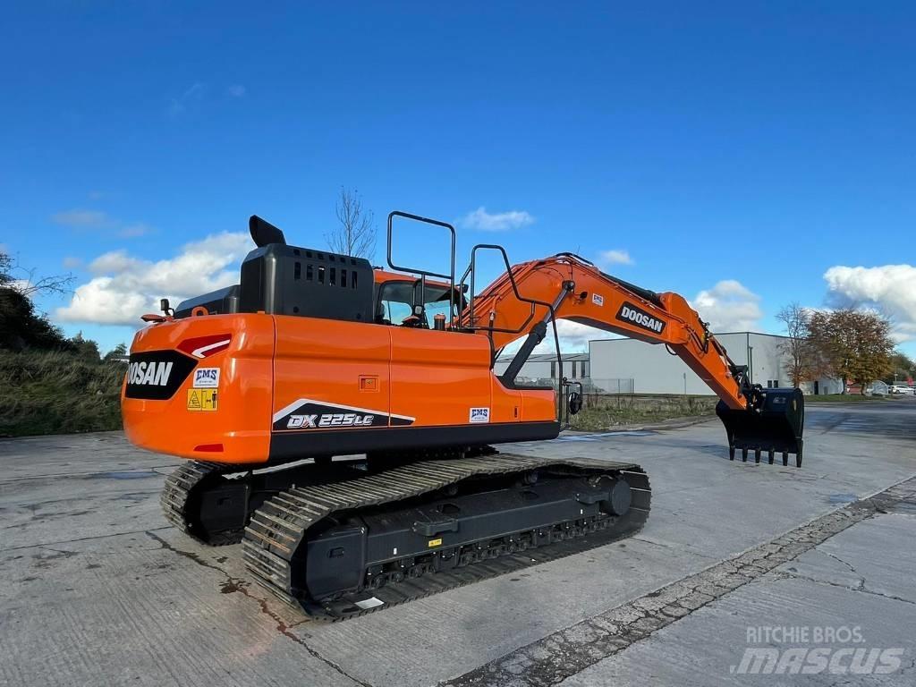 Doosan DX225LC-7 Excavadoras sobre orugas