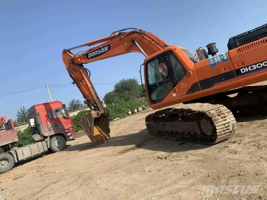 Doosan DH300 Excavadoras sobre orugas