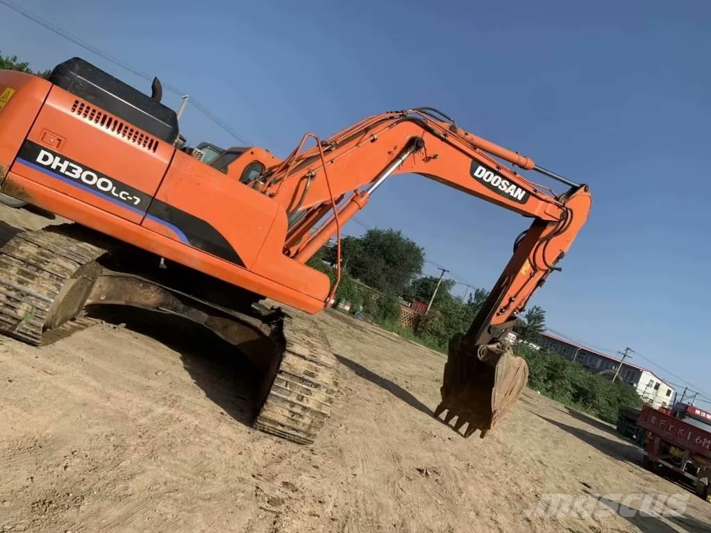Doosan DH300 Excavadoras sobre orugas