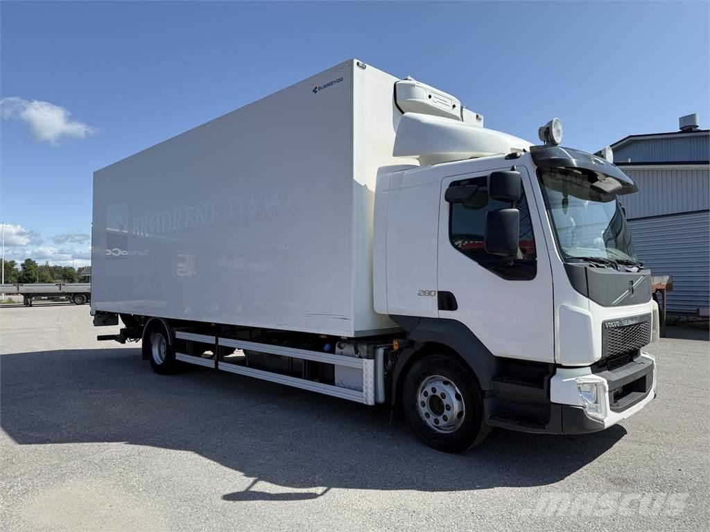 Volvo FL280 4x2 Camiones con caja de remolque