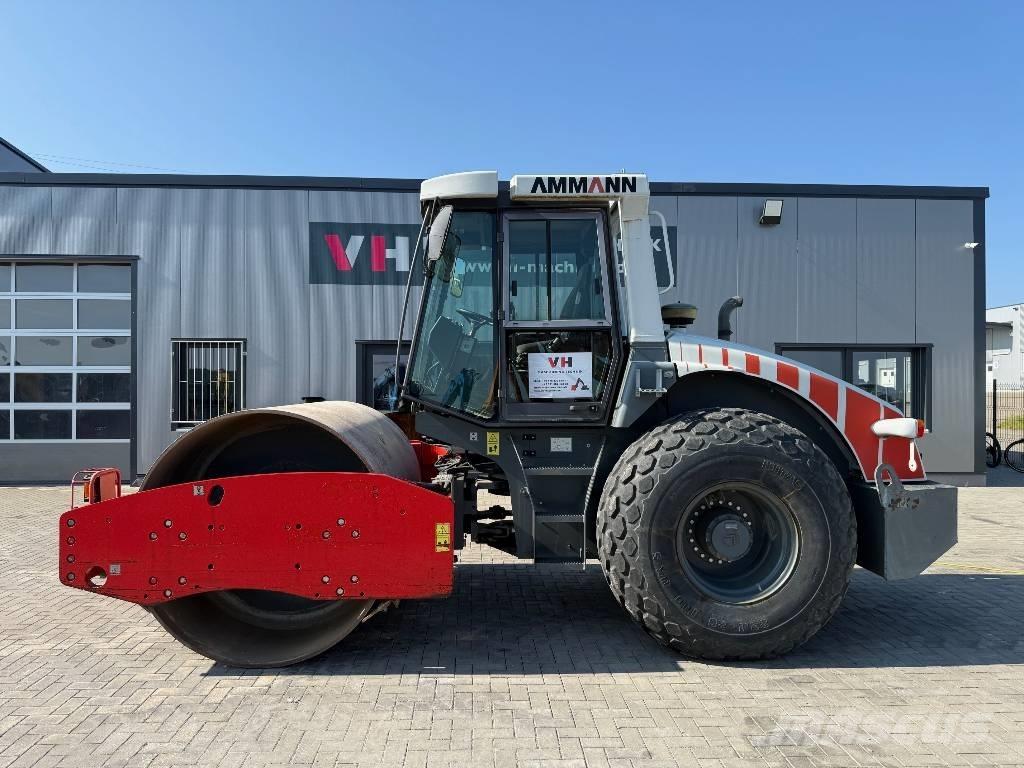 Ammann ASC 110 Rodillos de un solo tambor