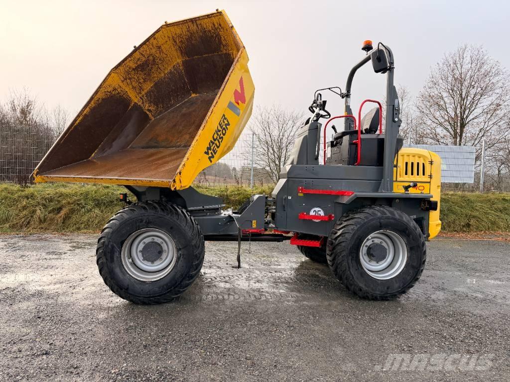 Wacker Neuson DW90 Vehículos compactos de volteo