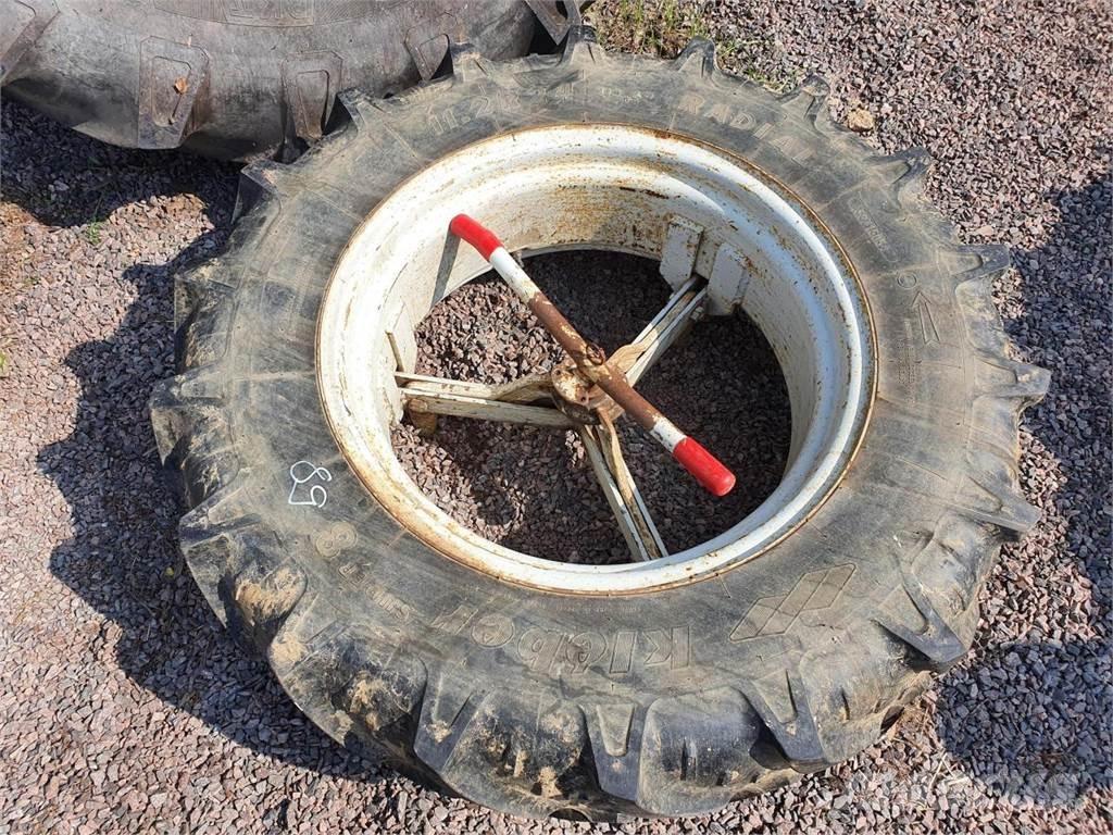 Kleber 11.2R24 Ruedas