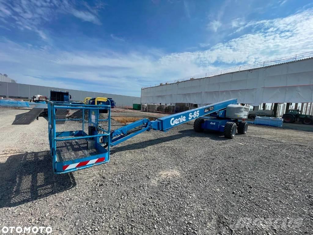 Genie S 85 Plataformas con brazo de elevación telescópico