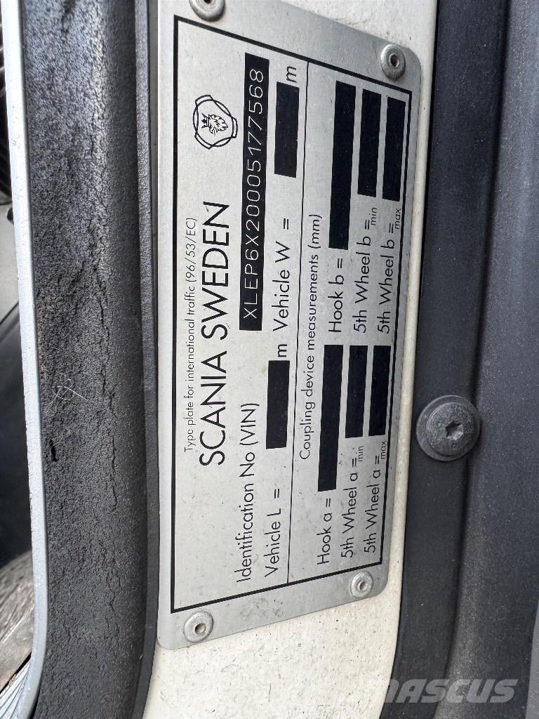 Scania P 340 Camiones con caja de remolque