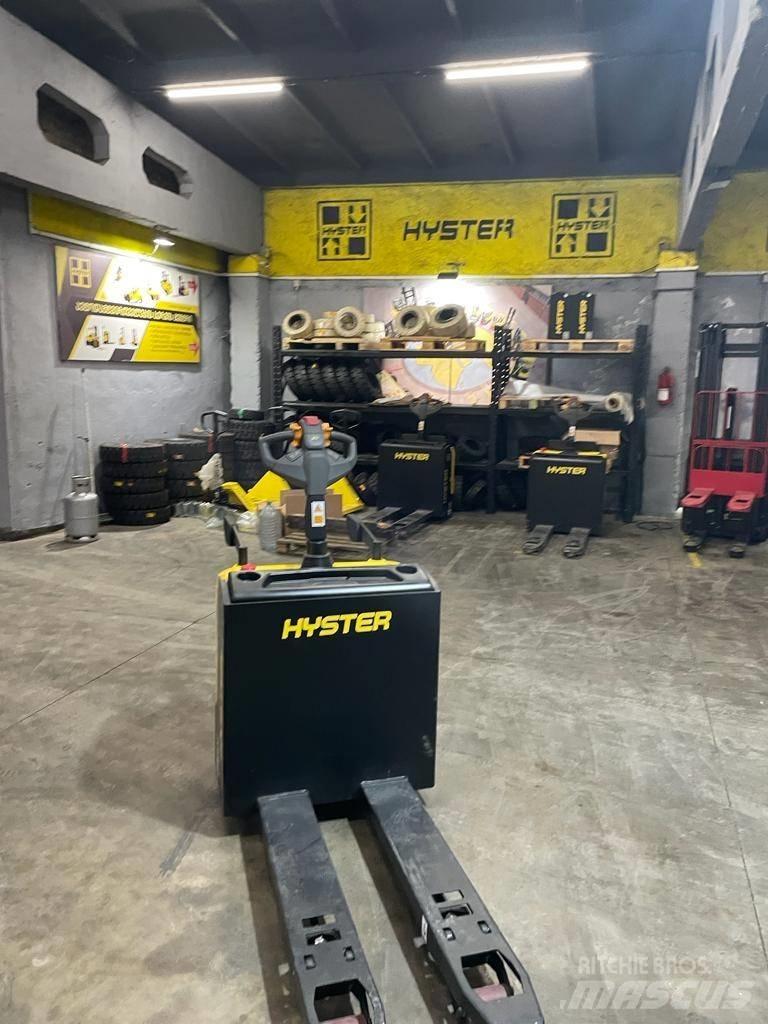 Hyster P2.0UTS Montacargas con plataformas de baja elevación