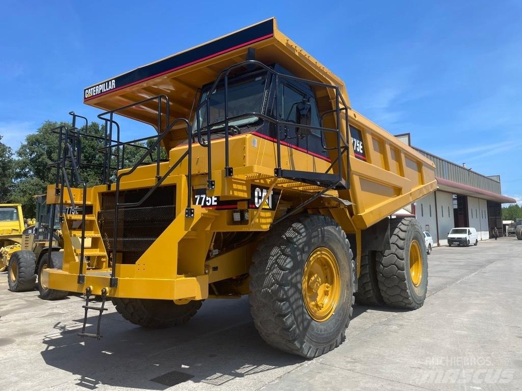 CAT Dumper 775E Camiones de volteo rigidos