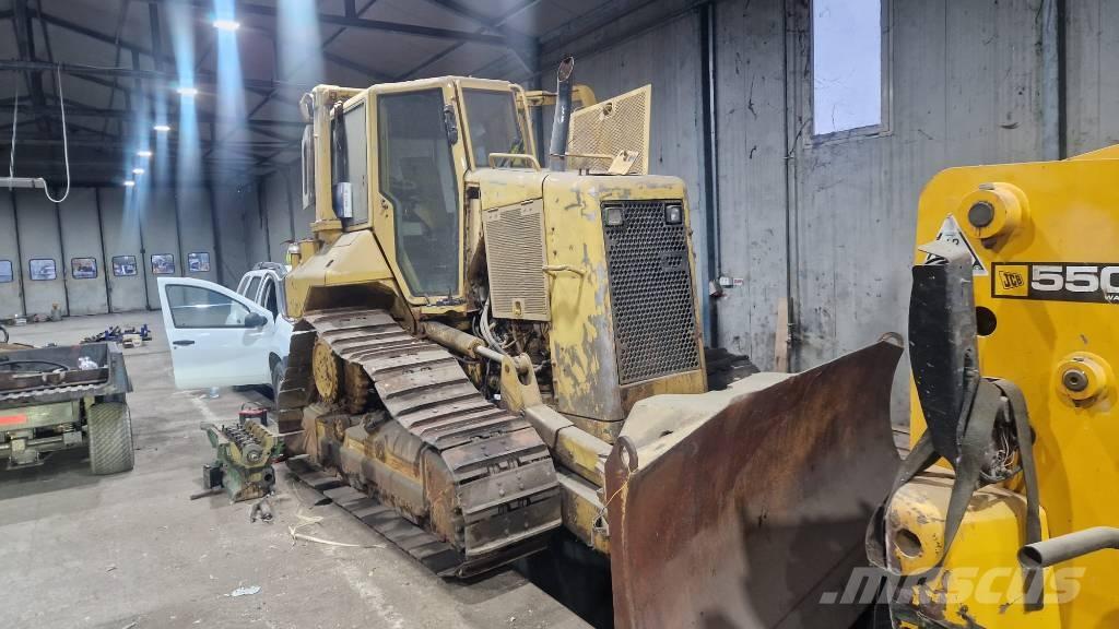 CAT D5 FOR PARTS Buldozer sobre oruga