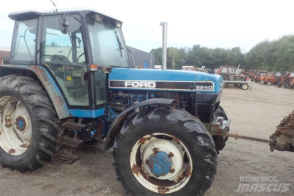 Ford 8240 Tractores