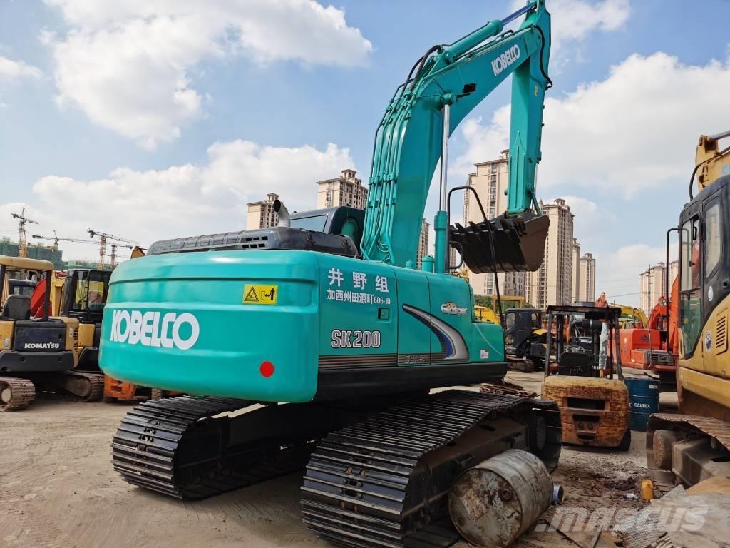 Kobelco SK 200 Excavadoras sobre orugas