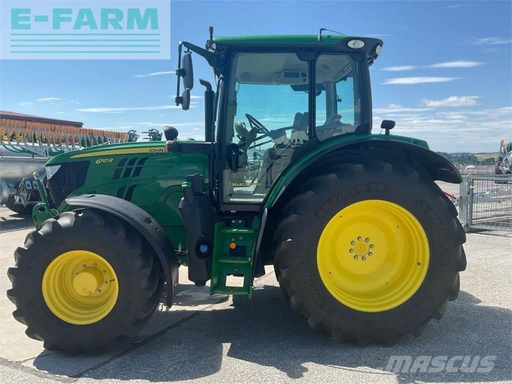 John Deere 6110R Tractores