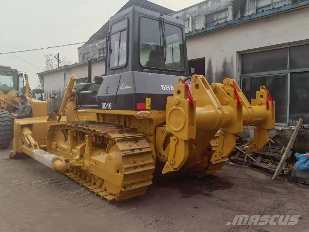 Shantui SD 16 Buldozer sobre oruga