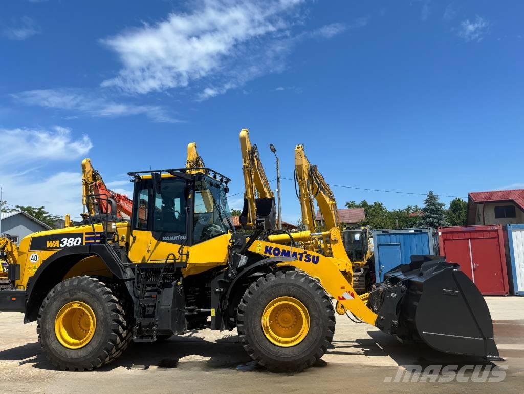 Komatsu WA380-8E0 Cargadoras sobre ruedas