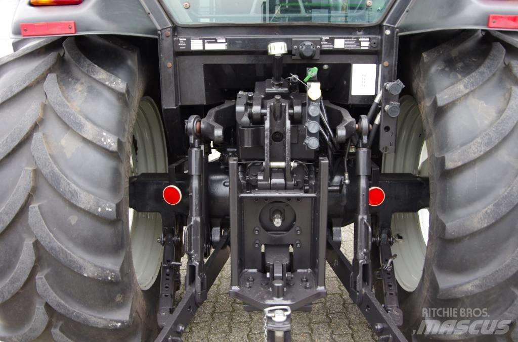 Valtra A82 Tractores