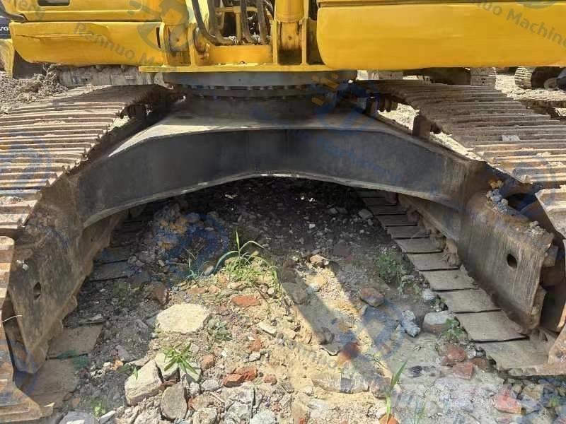 Komatsu PC220-7 Excavadoras sobre orugas