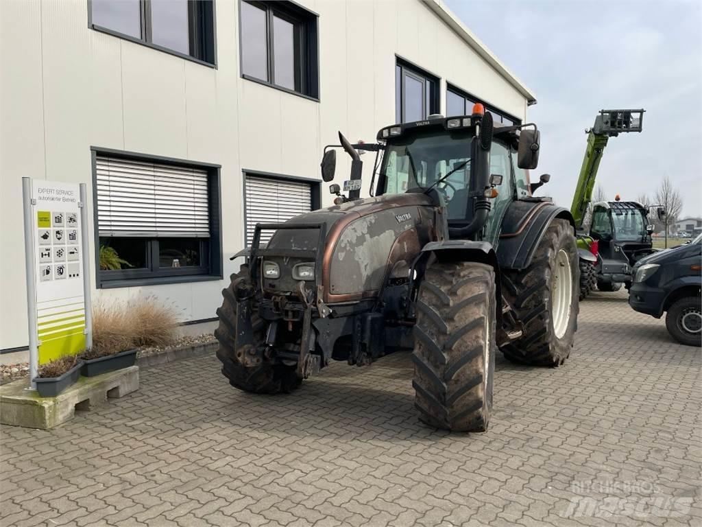 Valtra T151 Tractores