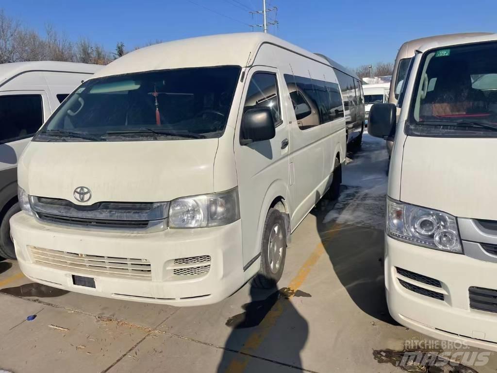 Toyota Hiace Autobuses interurbano