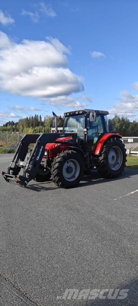 Massey Ferguson 5455 Tractores