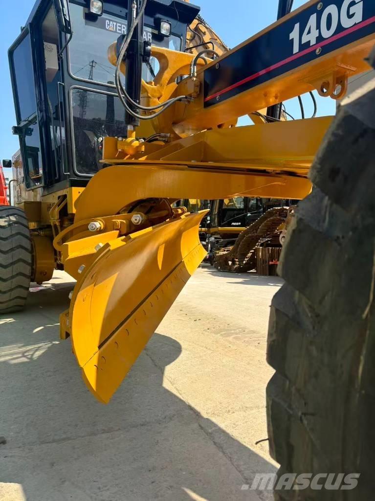 CAT 140G Niveladoras