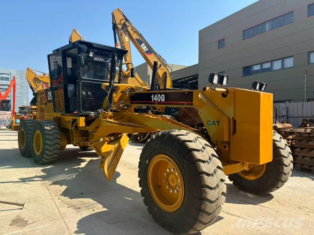 CAT 140G Niveladoras