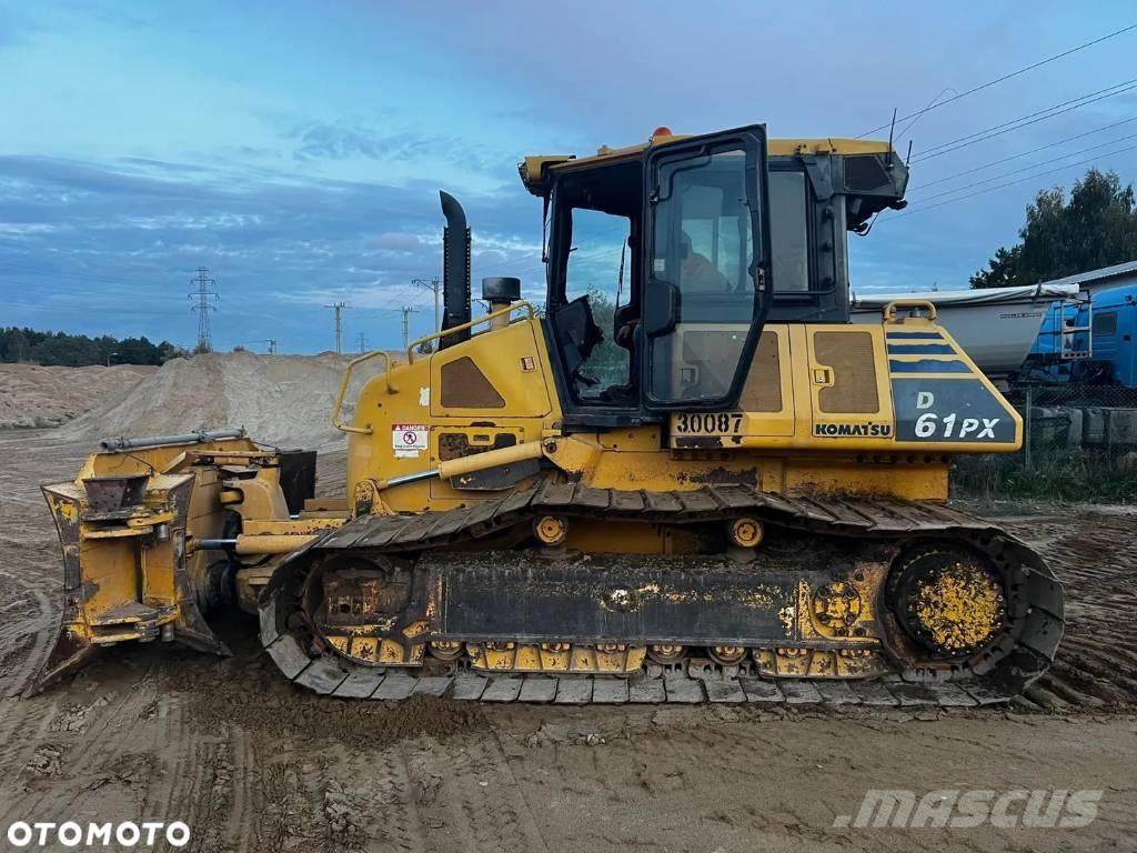 Komatsu D 61 PX-23 Buldozer sobre oruga