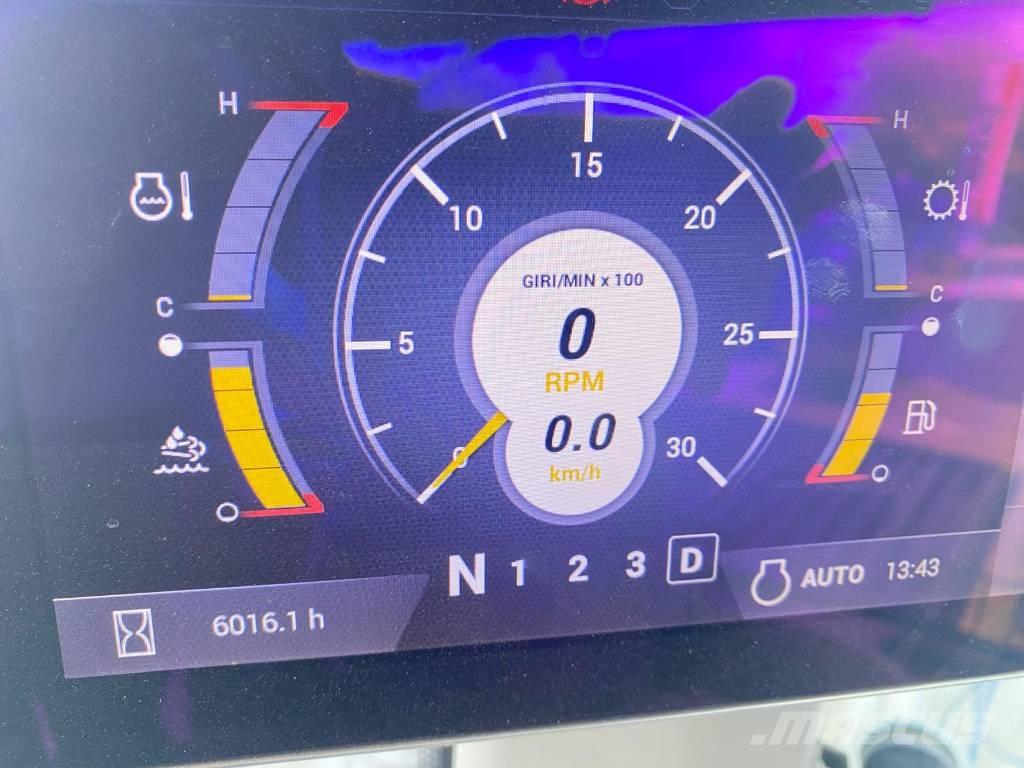 CASE 821G Cargadoras sobre ruedas