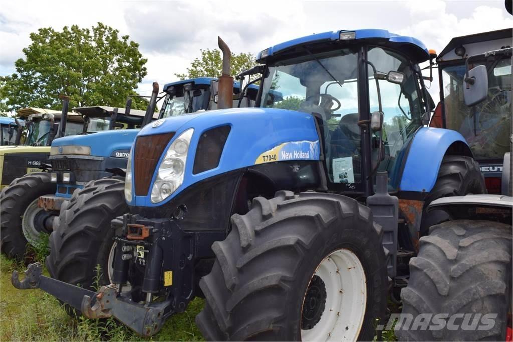 New Holland T 7040 Tractores