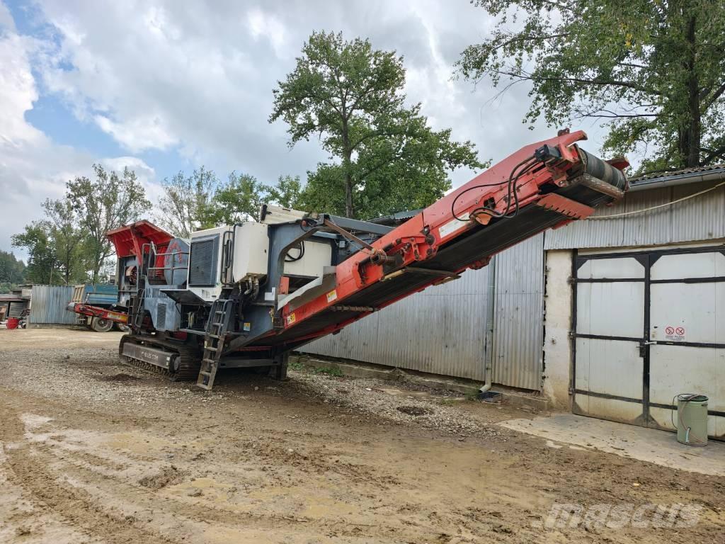 Sandvik QJ 341 Trituradoras móviles