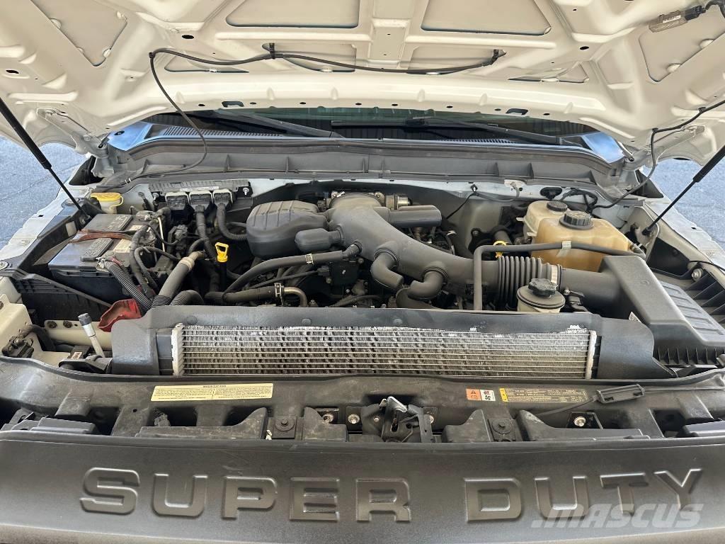 Altec AT 235 Plataformas sobre camión