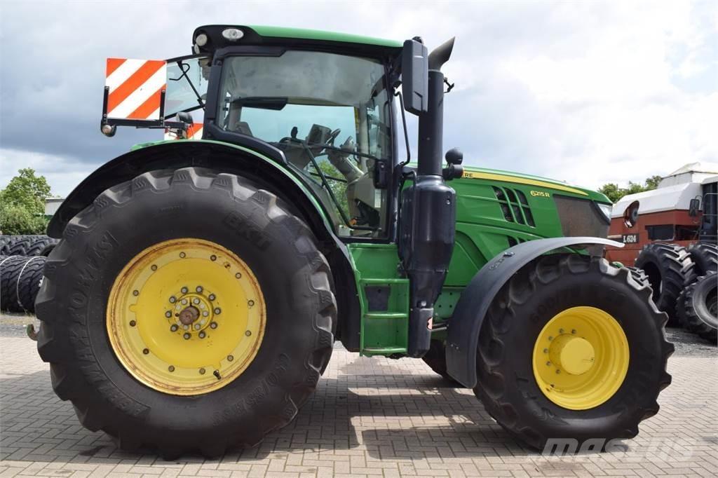 John Deere 6215 R Tractores