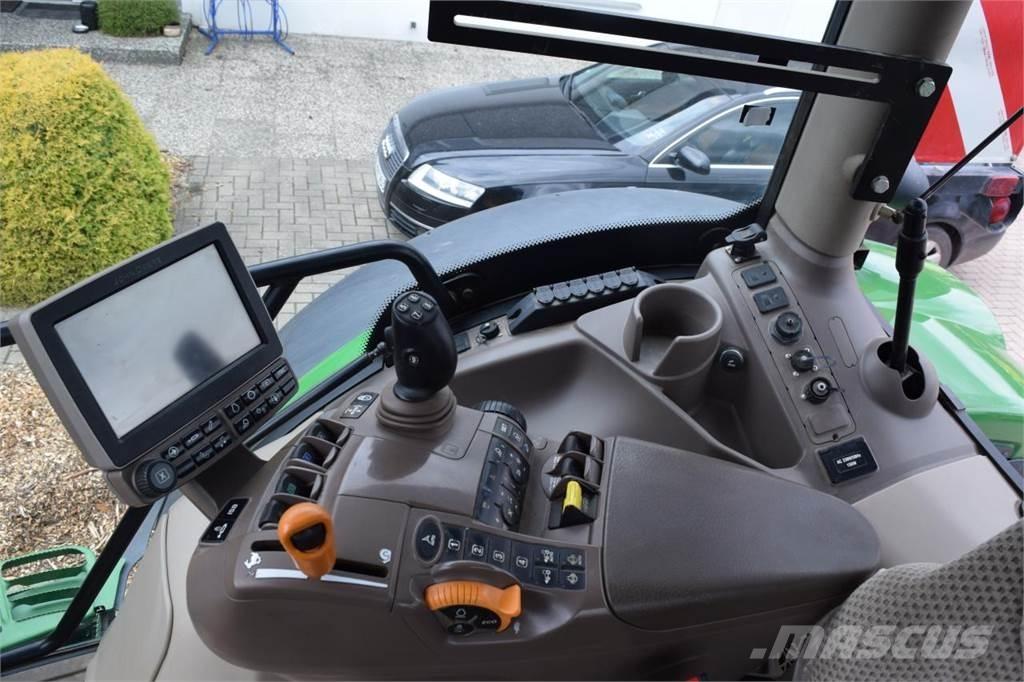 John Deere 6215 R Tractores