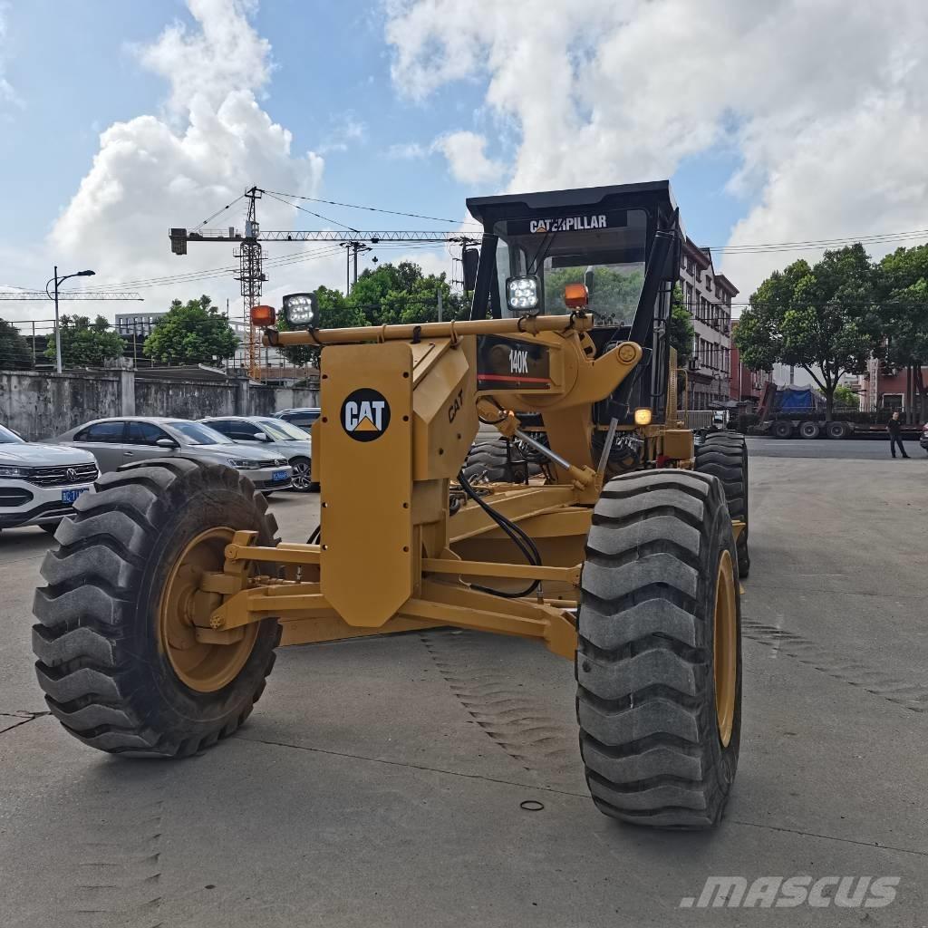 CAT 140k Niveladoras