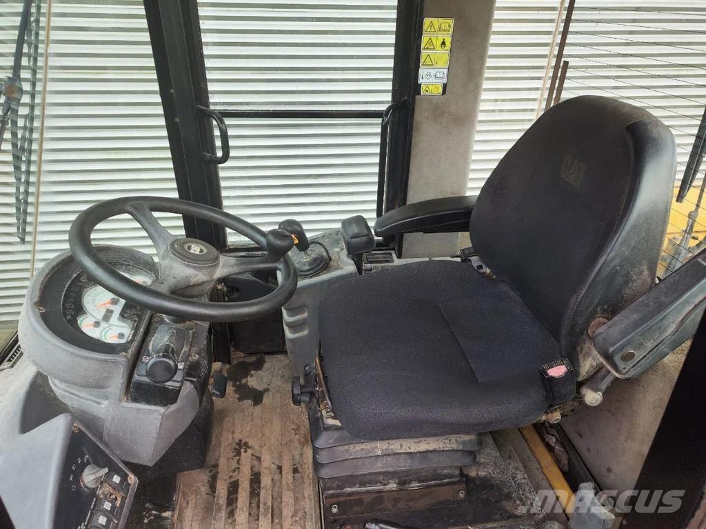 CAT 930G Cargadoras sobre ruedas