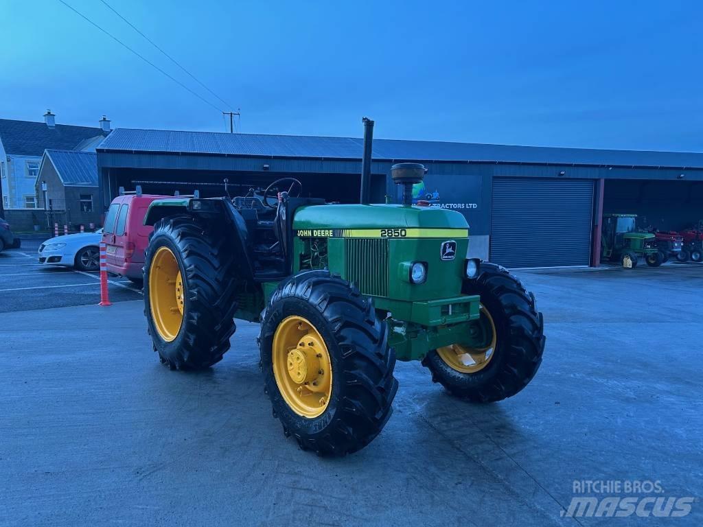 John Deere 2850 Tractores