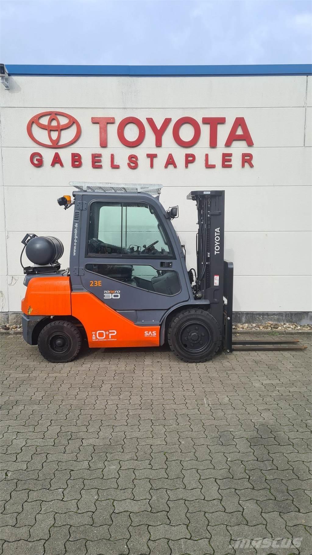 Toyota 02-8FGF30 Camiones LPG