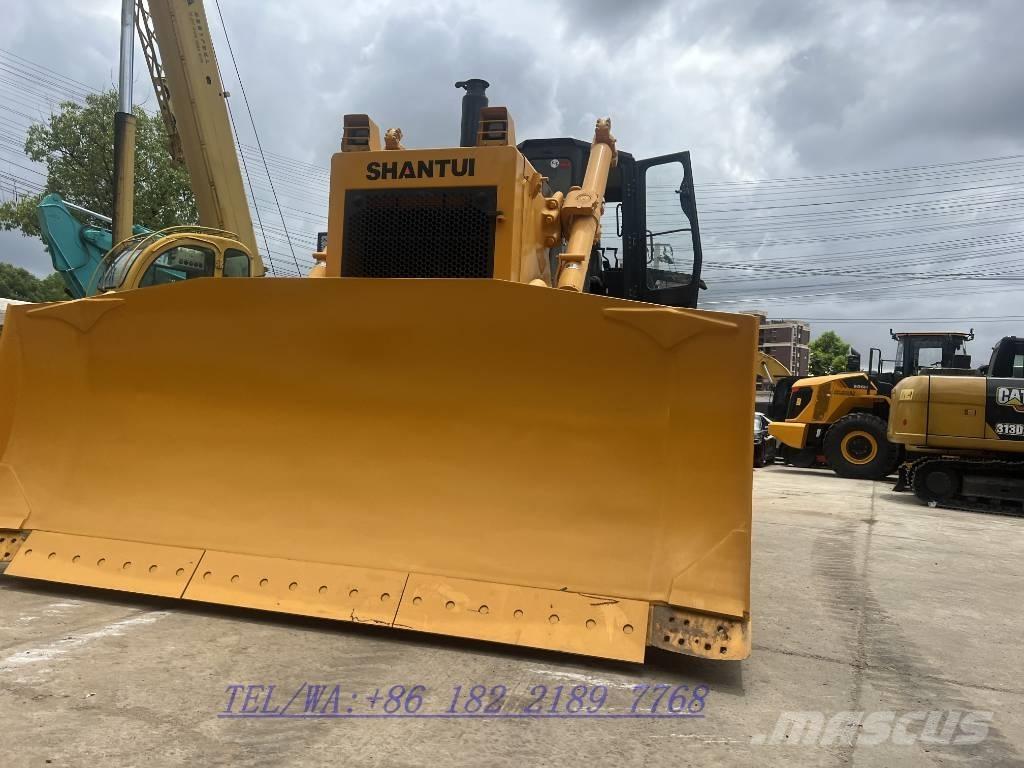Shantui SD 32 Buldozer sobre oruga